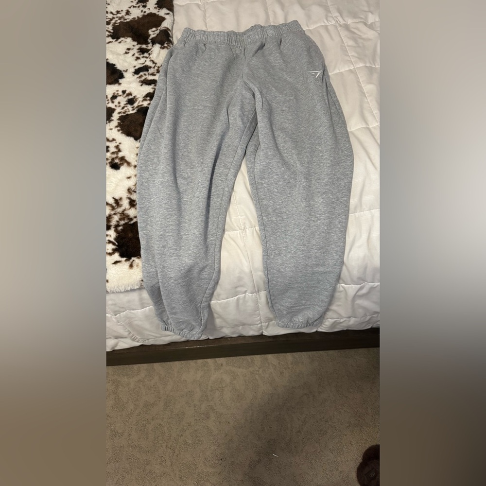 Gymshark sweatpants - Picture 2 of 3